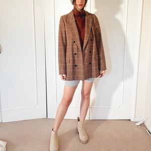 Aritzia Babaton boyfriend blazer